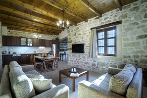 Living area - Villa Kaladare | Private Pool Villa in Crete | Sleeps 6
Peaceful - Relaxing Stay (Καλανδαρέ)