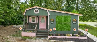 Escape to the Rosy Rodeo Tiny Cabin