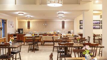 Colazione a buffet inclusa, servita tutte le mattine