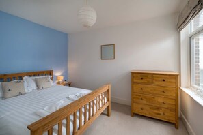 Room - Windward Cottage Bright 3 bed Victorian home (Cowes)