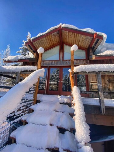 At Alyeska`s Doorstep | Cozy 2BR Alpine Retreat