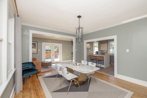 Interior - Spacious 4-bedroom house in gorgeous Richmond (Richmond)
