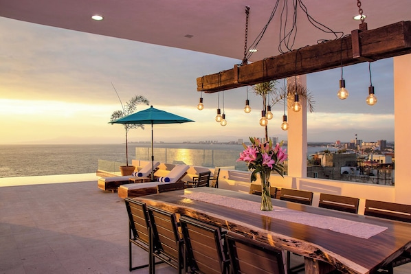 Outdoor dining - Vrbo Property (Puerto Vallarta)