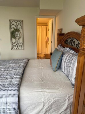 2 bedrooms, in-room safe, free WiFi, bed sheets