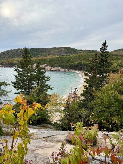 Rocky Shore Cabin - Flanders Pond