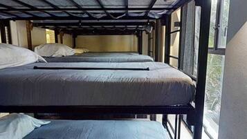 Dormitorio compartido básico | Wifi gratis