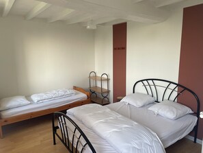 WiFi - Vrbo Property (Le Buret)