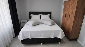 Classic-Apartment, Balkon, Stadtblick | Kostenloses WLAN