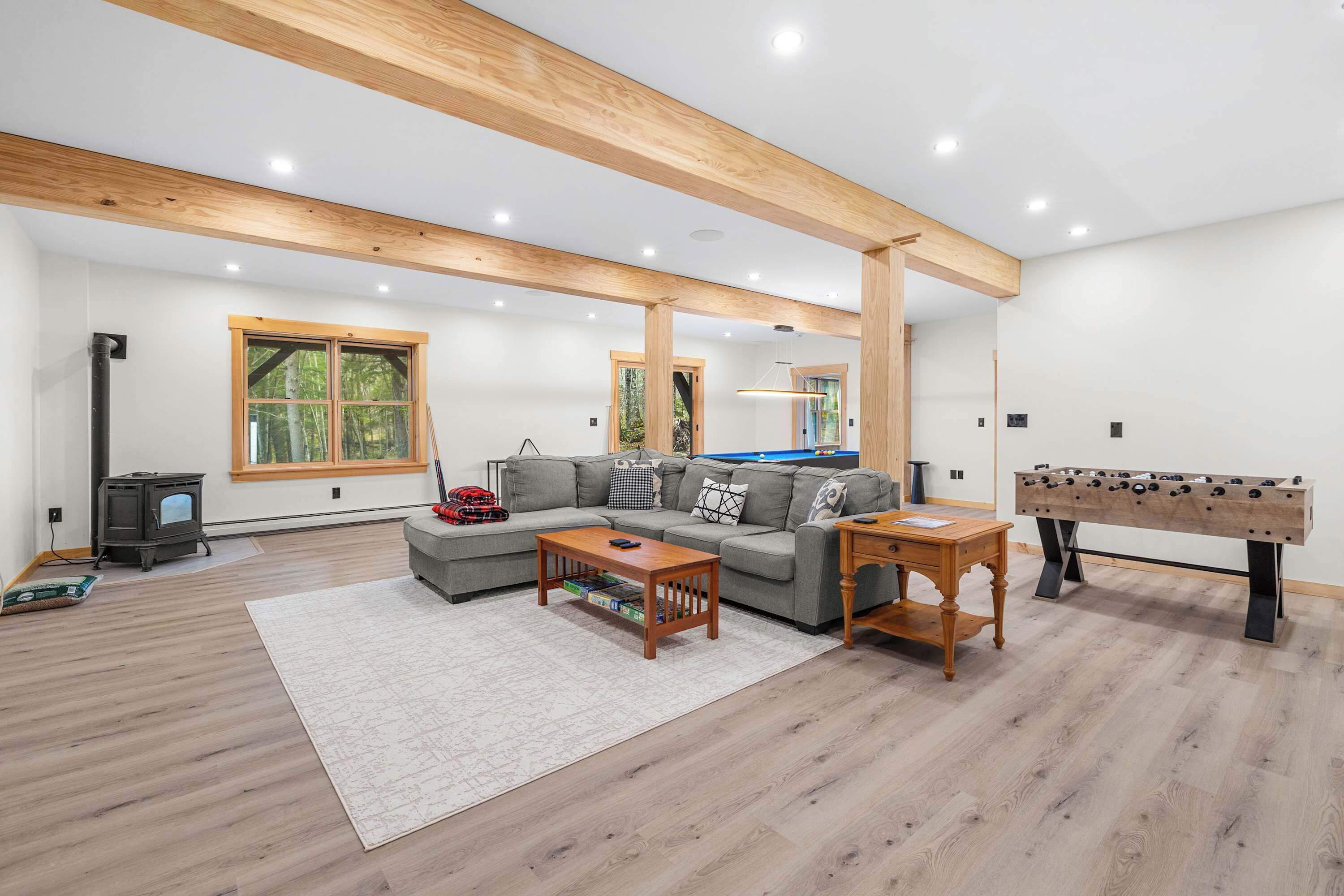 Spacious 4-br Retreat Near Stratton & Mt. Snow - Stratton, VT