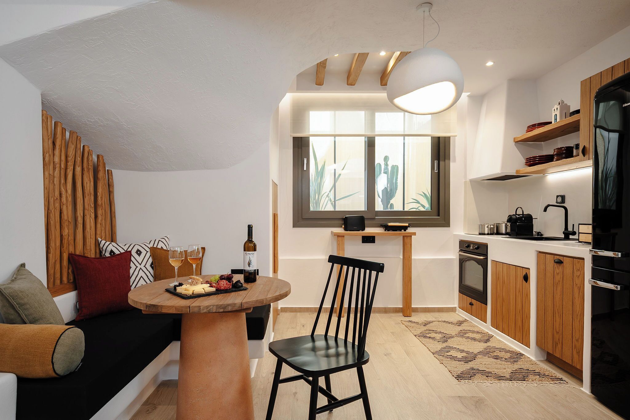 Luxury Apartment, 2 Bedrooms | Private kitchen | Espresso maker, coffee/tea maker, electric kettle