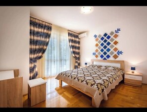 Room - Vrbo Property (Budva)