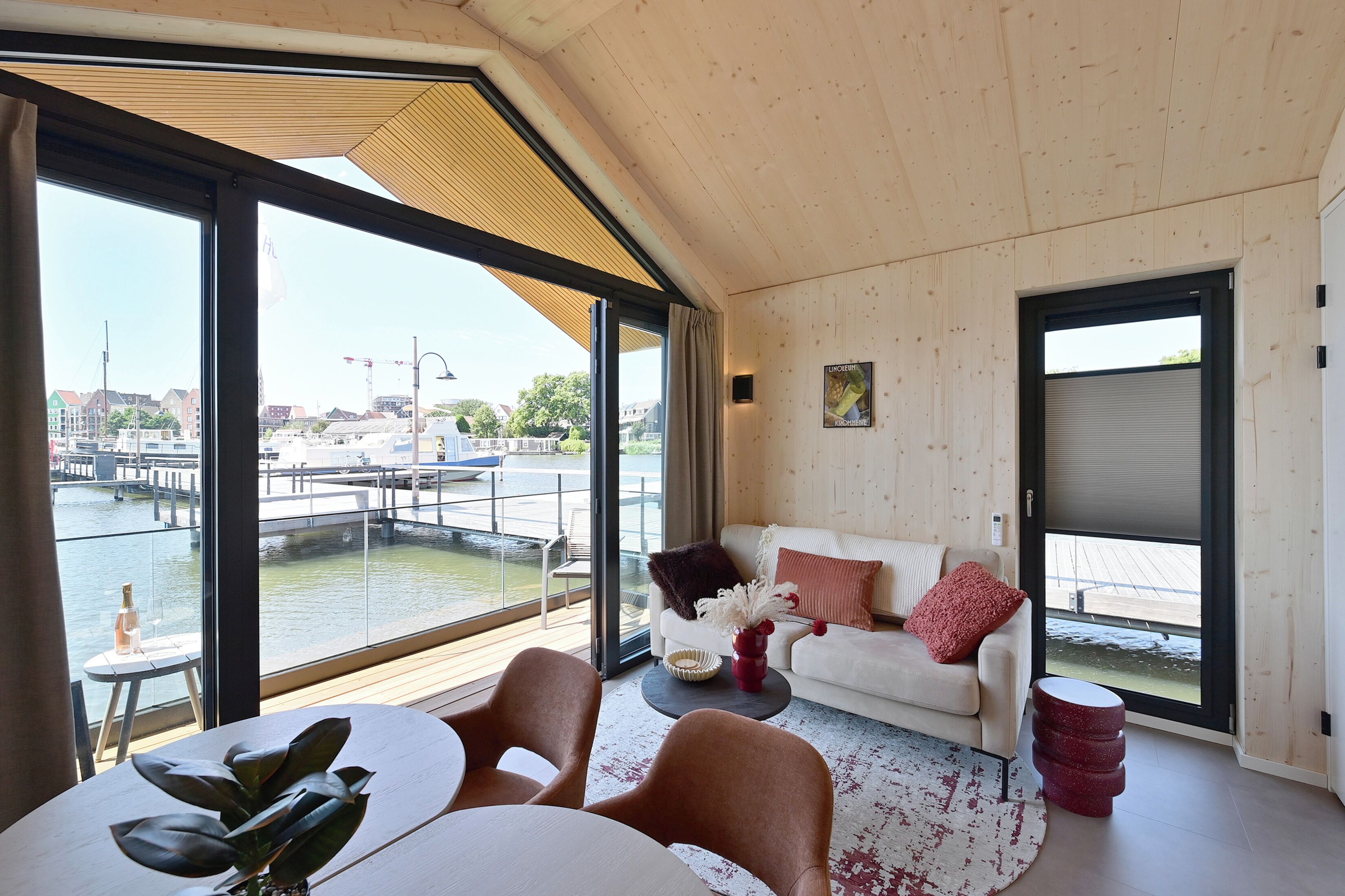 Family Cabin | Living area | 43-inch Smart TV with digital channels, streaming services