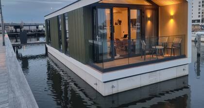 Harbour Lodges