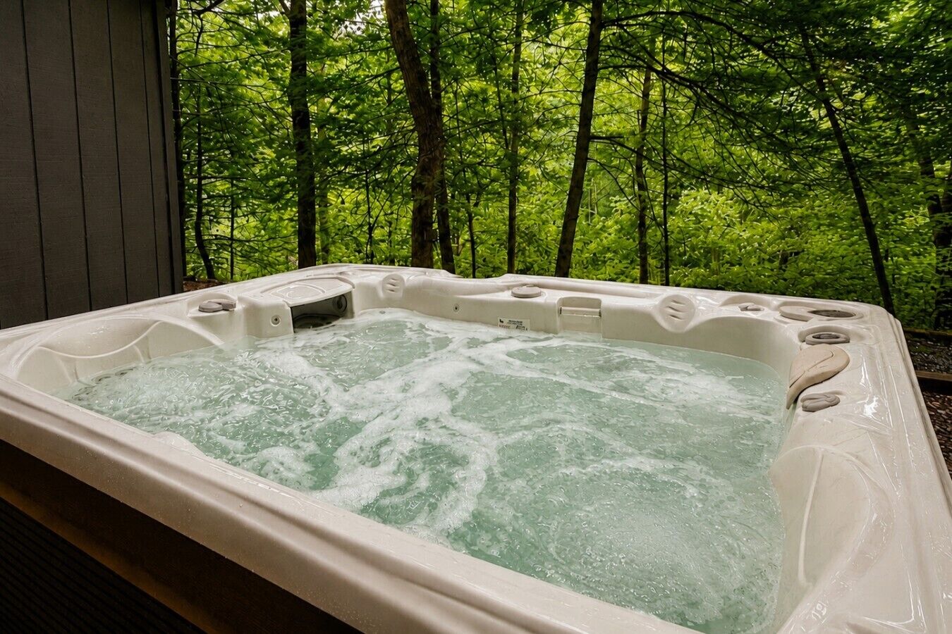 屋外スパ浴槽