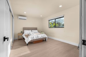 3 Schlafzimmer, Schreibtisch, Bügeleisen/Bügelbrett, kostenloses WLAN