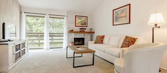 Cozy Condo Ranch at Roaring Fork