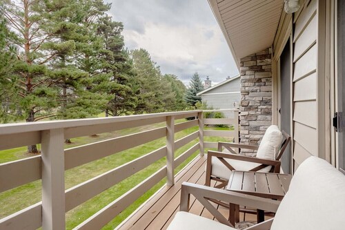 Cozy Condo Ranch at Roaring Fork