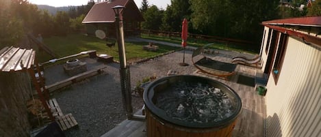 House (mountain view) | Outdoor spa tub
