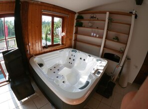 House (mountain view) | Indoor spa tub - Guest House Dea (Mrkopalj)