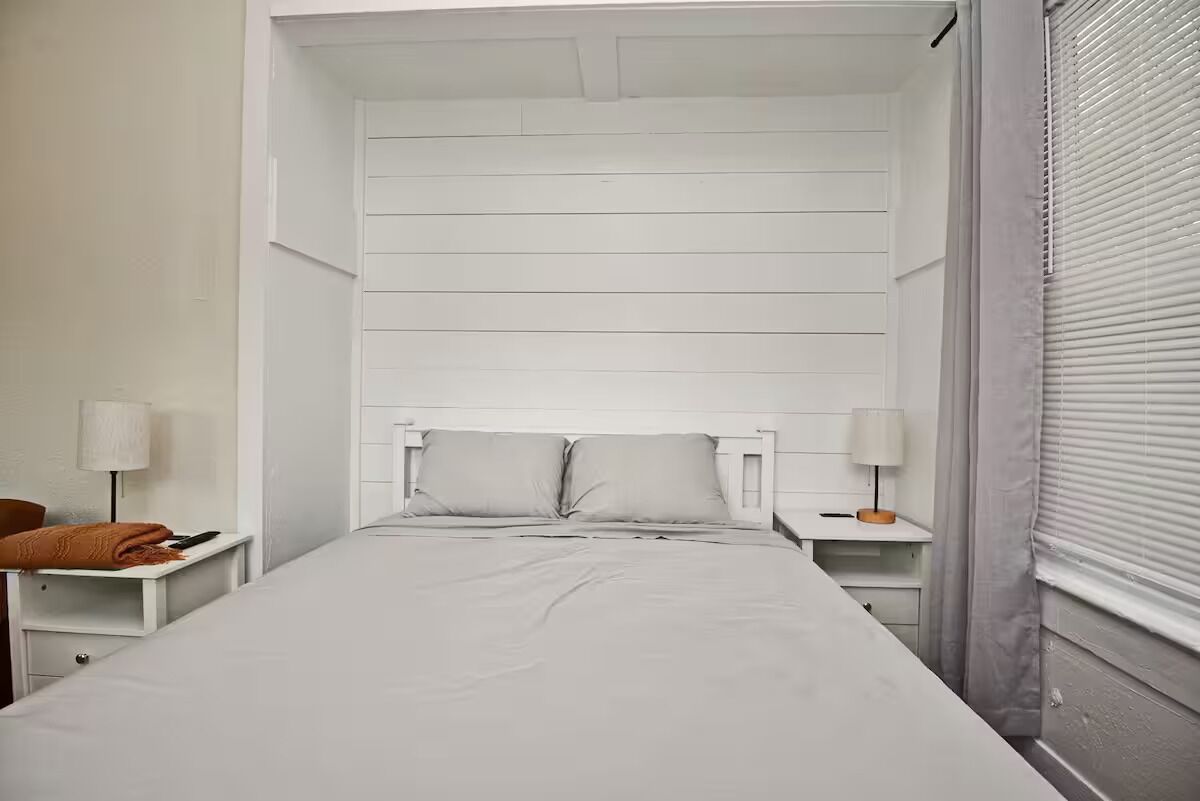 Chic Studio Apt #4 By Bike Trail & Historic Downtown Winter Garden - Winter Garden, FL
