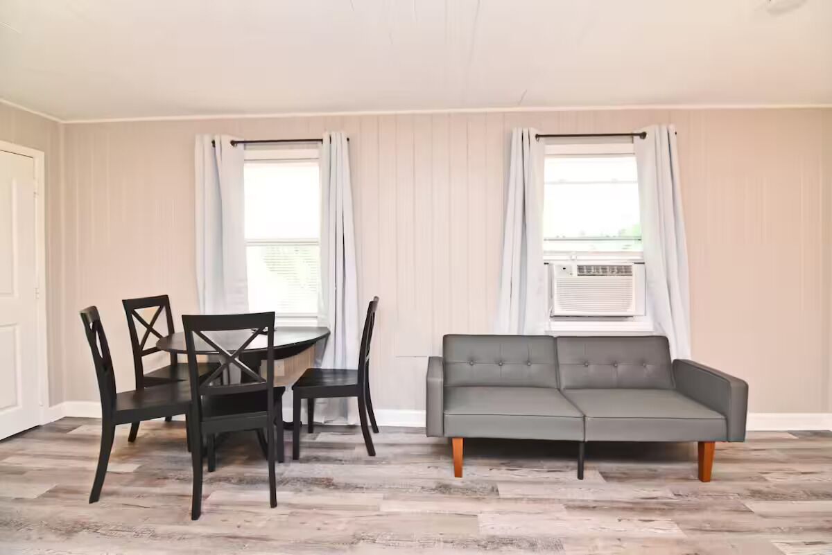 Private Studio Apt #7 By Bike Trail & Historic Downtown Winter Garden - Winter Garden, FL