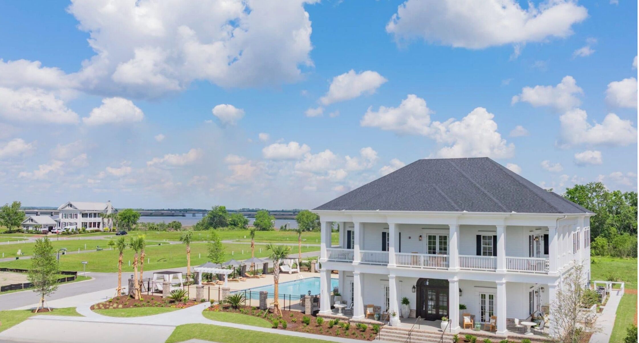 المنشأة من الخارج