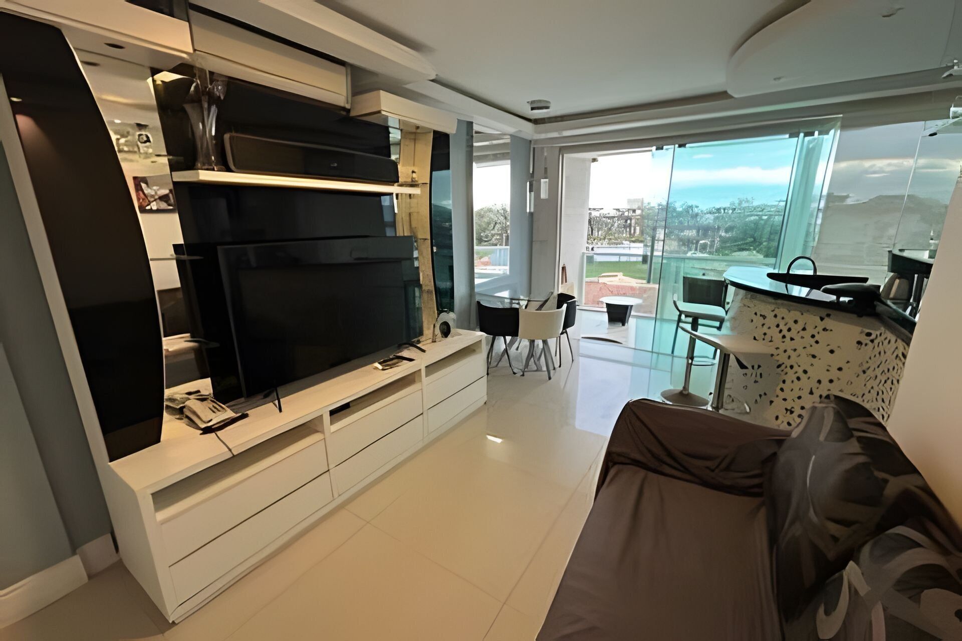 Basic Apartment | Living area