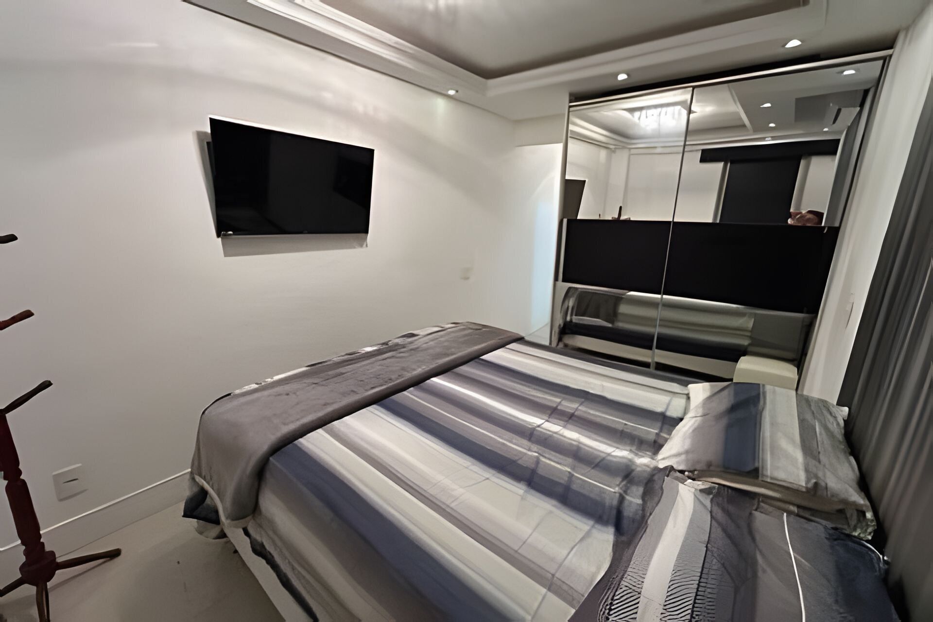 Basic Apartment