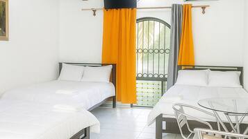 Comfort Room, Garden View | Desk, laptop workspace, free WiFi