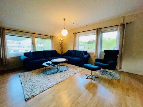 Spacious house in Lofoten - Experience Midnight Sun, Northern Lights and Mountains