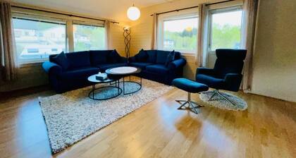 Spacious house in Lofoten - Experience Midnight Sun, Northern Lights and Mountains