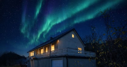 Spacious house in Lofoten - Experience Midnight Sun, Northern Lights and Mountains