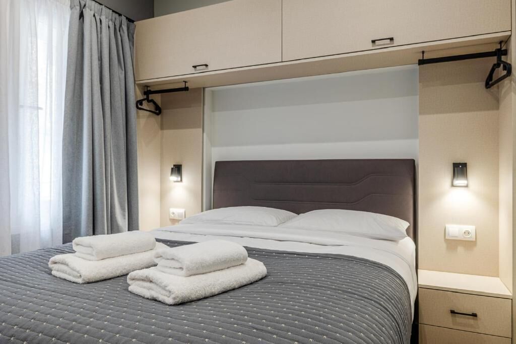 Standard-Studio | Verdunkelungsvorhänge, schallisolierte Zimmer, Bügeleisen/Bügelbrett