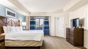 Room - Coastal Florida Stay Near Ocean & Dining with Spacious 1BR Comfort (Pompano Beach)