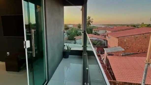 Unclassified image, 1 of 10, button - "Comfort in the Center of Jijoca: Right next to the Lagoon and Transportation to Jeri" (Jijoca de Jericoacoara)