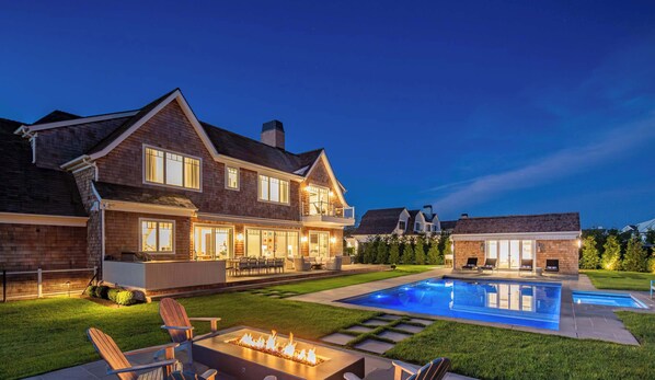 Interior - Rosko Estate by Rove Travel Villa With Pool &court (Southampton)