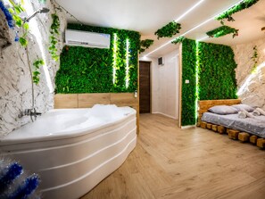 Bathroom - Luxury Chalet with Heated Pool, Jacuzzi & Sauna near Sarajevo MonteBliss (Miljevići)