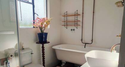 The Gallery Farm Retreat - Luxury Karoo Escape