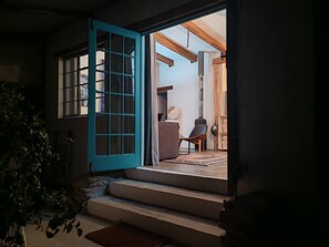House, 2 Bedrooms, Balcony | Interior - The Gallery Farm Retreat - Luxury Karoo Escape (Laingsburg)