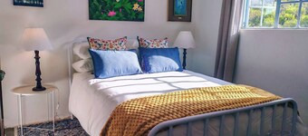 The Gallery Farm Retreat - Luxury Karoo Escape