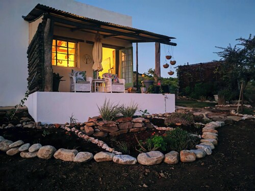 The Gallery Farm Retreat - Luxury Karoo Escape