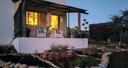 The Gallery Farm Retreat - Luxury Karoo Escape