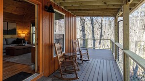 Interior - Retreat at Riverbend (West Jefferson)