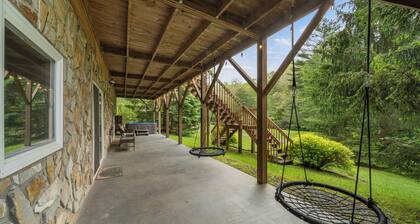 Hidden Serenity Hot Tub, Fire Pit, Minutes From Boone