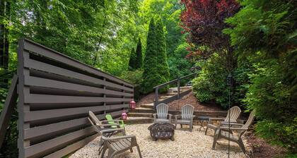 1 Relaxing Place - Quaint Cottage, Great Mountain View, hot Tub, and Fire pit
