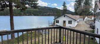 Two-Story Lakefront Cabin - 3 Bedrooms - Sleeps 6+ at Tiffanys Resort