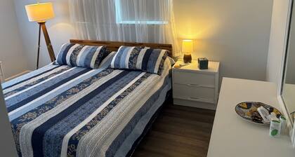 4-bedroom cottage in tranquil Beach Haven with AC comfort