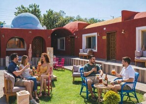 Outdoor dining - Tuya Abu Simbel Hotel (Aswan Governorate)