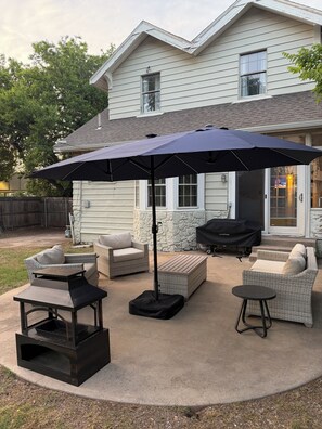 Terrace/patio - Tremendous 3-bedroom with 2.5 bath updated home in uptown Oklahoma City (Oklahoma City)