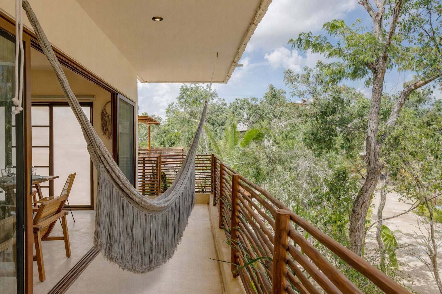 Departamento de lujo, vista al jardín | Áreas de la propiedad